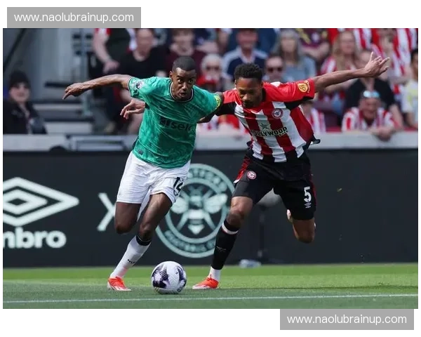 英超直播焦点之战豪门强强对话引爆周末绿茵盛宴全球瞩目巅峰碰撞 英超直播焦点之战豪门强强对话引爆周末绿茵盛宴全球瞩目巅峰碰撞